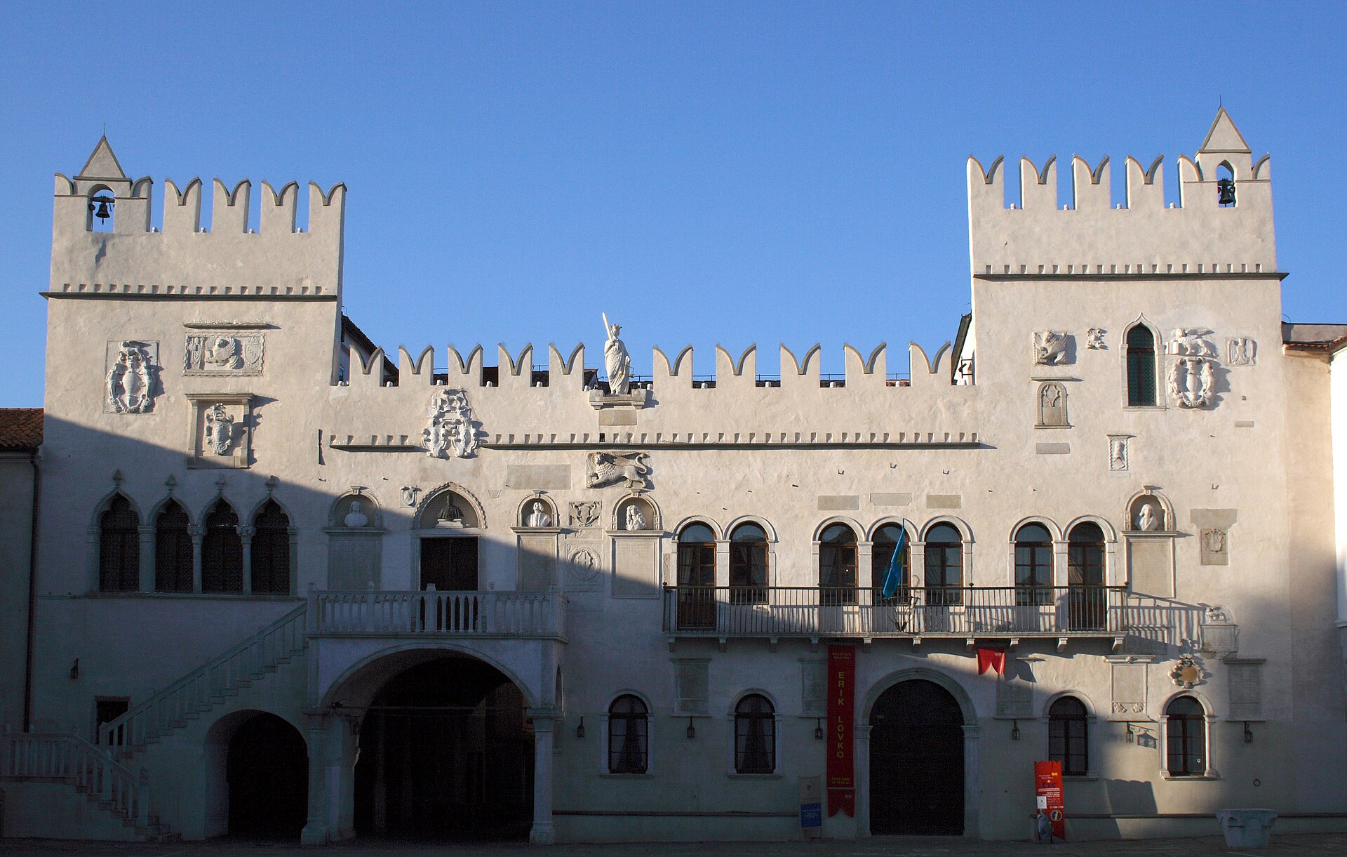 Praetorian Palace at sunrise in Koper — a gentle morning ashore